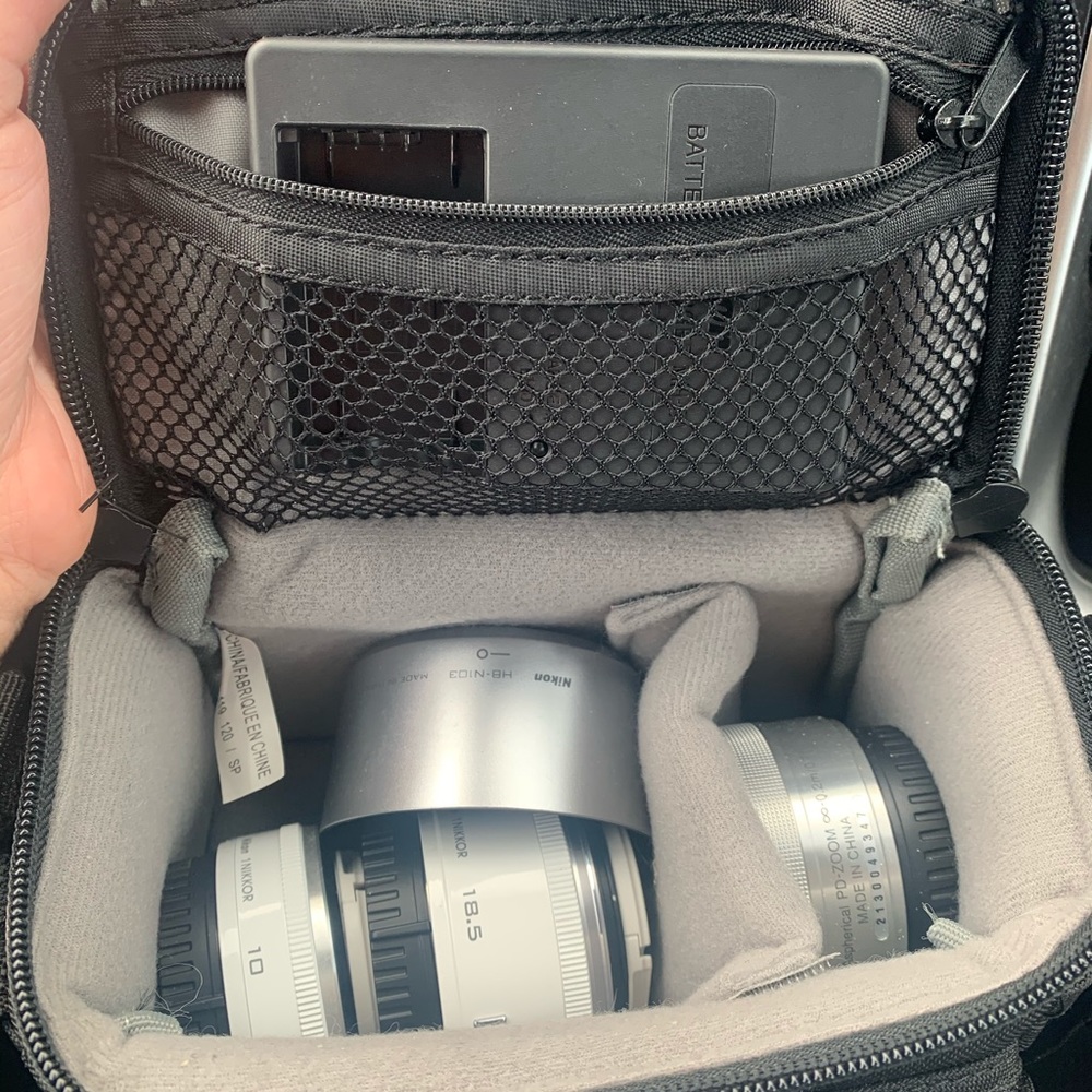 Nikon 1 J5